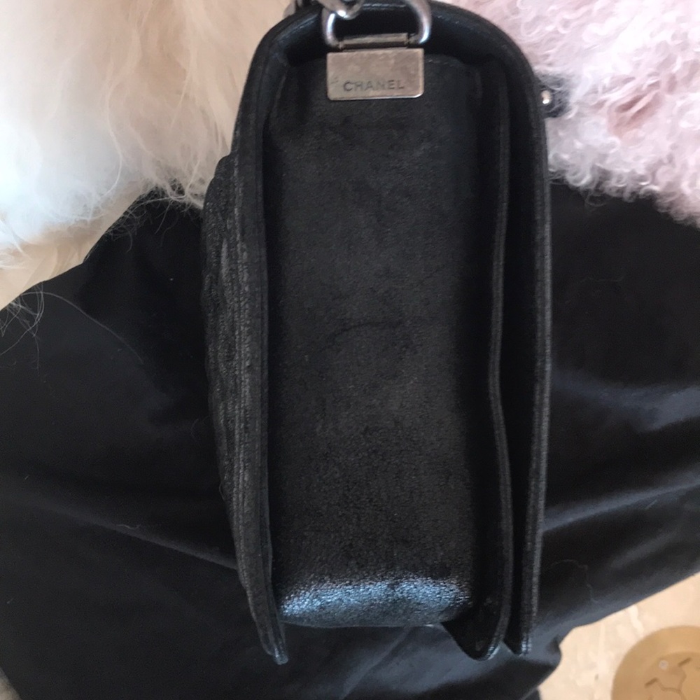 SOLD. SOLD. SOLD. SOLD🌹CHANEL BOY CROSSBODY🌹 - Picture 8 of 9